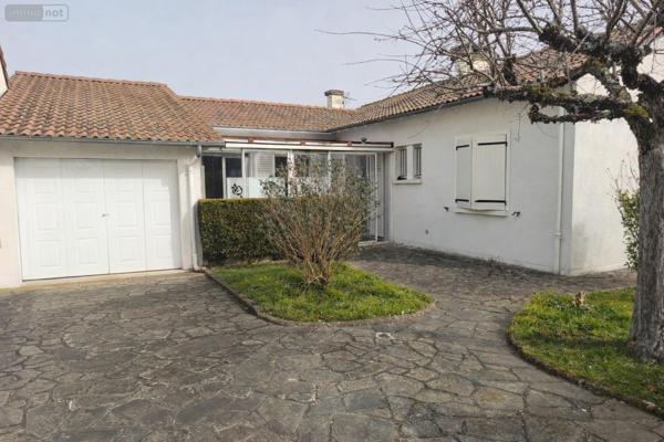 Maison à vendre à Aurillac dans le Cantal (15000), ref : 059-2053