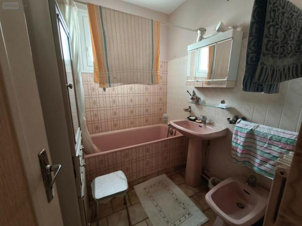 Maison à vendre à Aurillac dans le Cantal (15000), ref : 059-2053