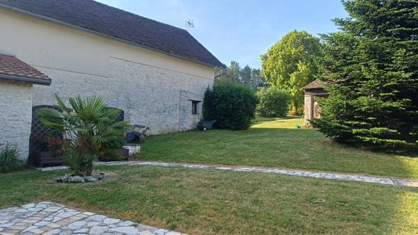 Propriete/Gites 6 hectares, Proche de THENON (24)