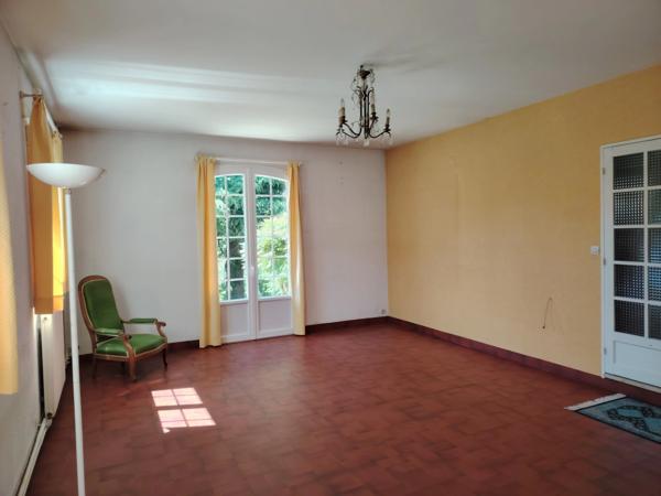 A vendre commune de Migné Auxances dans un environnement calme et verdoyant grande maison de plain pied de 180 m²