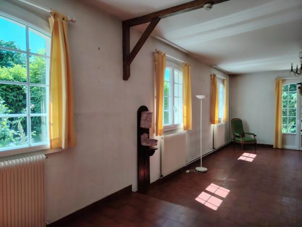 A vendre commune de Migné Auxances dans un environnement calme et verdoyant grande maison de plain pied de 180 m²
