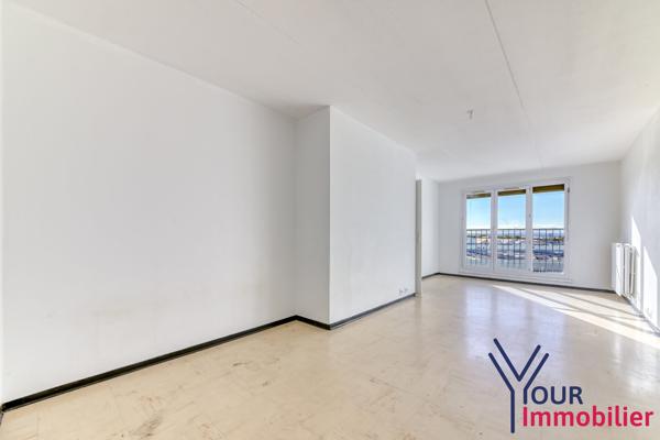 Appartement à vendre, 3 pièces - Vénissieux 69200
