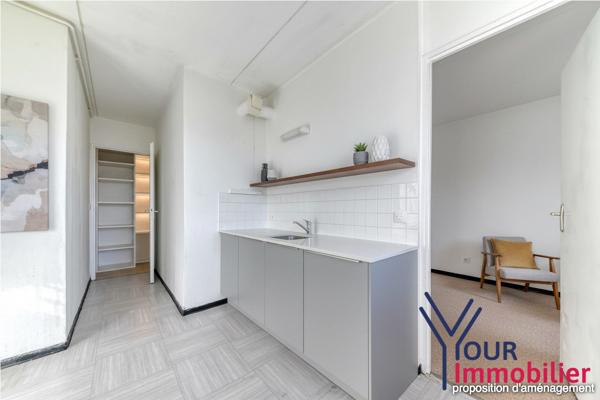 Appartement à vendre, 3 pièces - Vénissieux 69200
