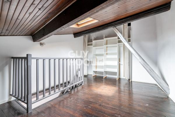 Saint Cyprien : Charmant T2 en Duplex