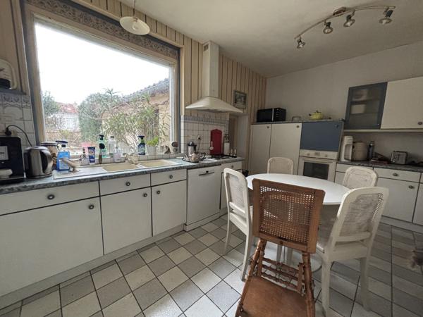 Maison 6 pièce(s) 4 chambre(s) 191.24 m²