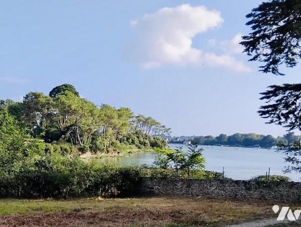 ARRADON : maison en pierre à rénover vue sur le Golfe du Morbihan