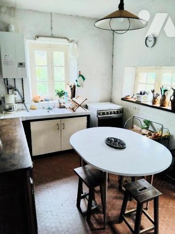 ARRADON : maison en pierre à rénover vue sur le Golfe du Morbihan