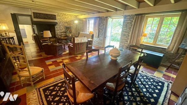 ARRADON : maison en pierre à rénover vue sur le Golfe du Morbihan