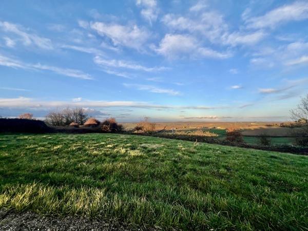 Terrain à vendre |  Hautesvignes |  1610 m²