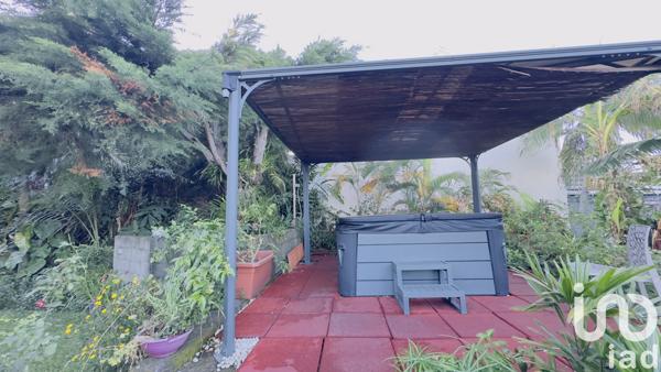 Maison à vendre 8 pièces 245 m² Le Tampon