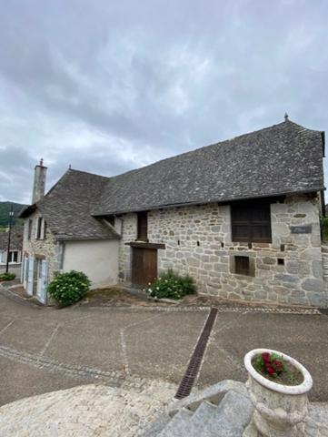 COUP DE COEUR: Maison de village au charme fou...