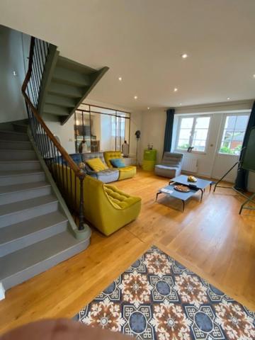 COUP DE COEUR: Maison de village au charme fou...
