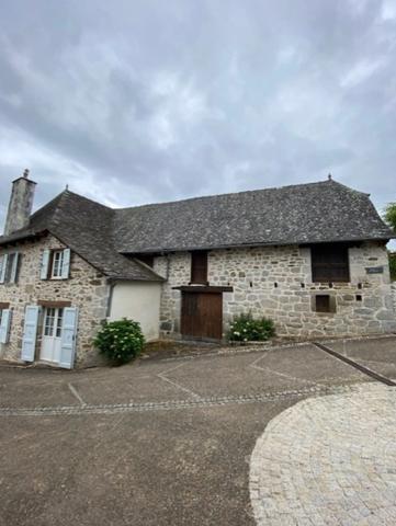 COUP DE COEUR: Maison de village au charme fou...