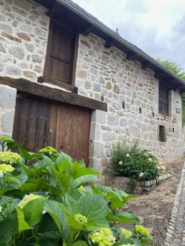 COUP DE COEUR: Maison de village au charme fou...