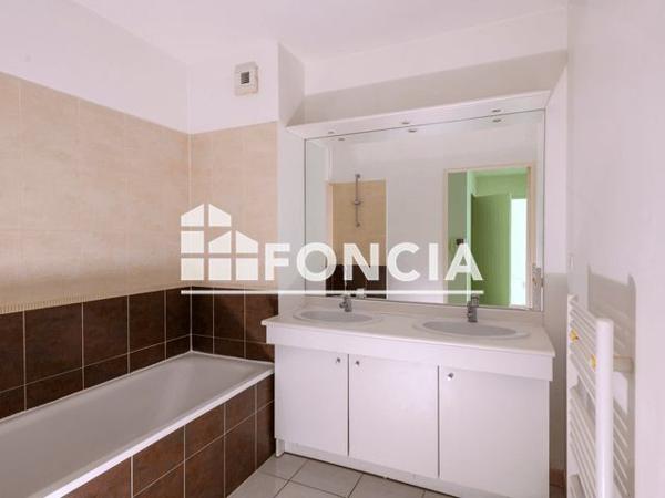 À vendre Appartement 3 pièces 63.37 m² - Nîmes 30000