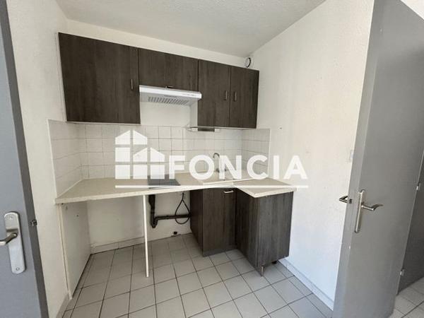Location Appartement 2 pièces 31.6 m² - 368 AVENUE JEAN JAURES Le Grau Du Roi 30240
