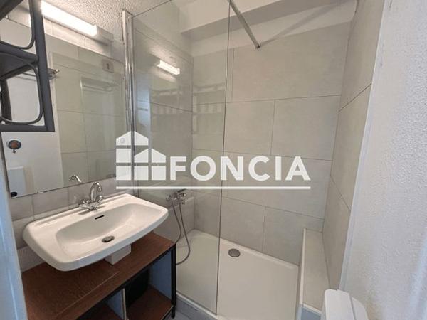 Location Appartement 2 pièces 31.6 m² - 368 AVENUE JEAN JAURES Le Grau Du Roi 30240