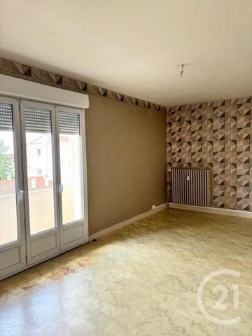 Appartement F4 à vendre  4 pièces - 80 m2 MONTLUCON - 03