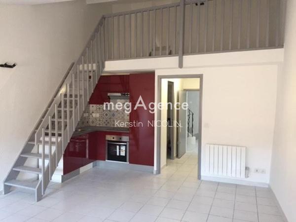 Immeuble à TOULON, 83000 - 340m²