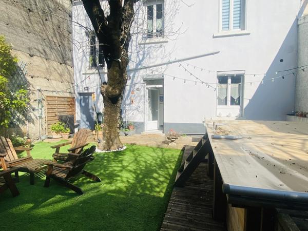 Maison 8 pièces - 207 m²