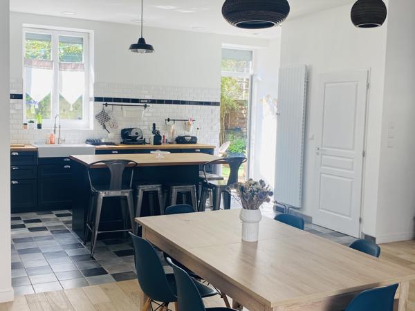 Maison 8 pièces - 207 m²