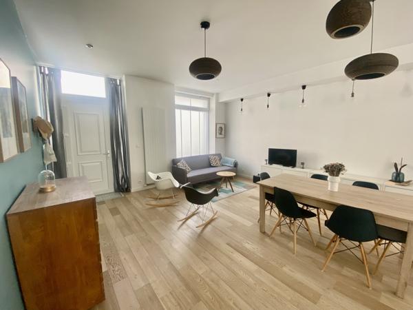 Maison 8 pièces - 207 m²