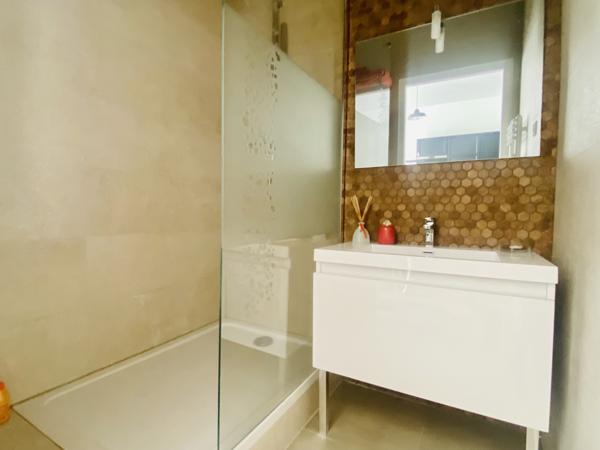 Maison 8 pièces - 207 m²