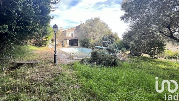 Maison 9 pièces de 180 m² à La Colle-sur-Loup (06480)