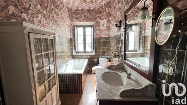 Maison 9 pièces de 180 m² à La Colle-sur-Loup (06480)