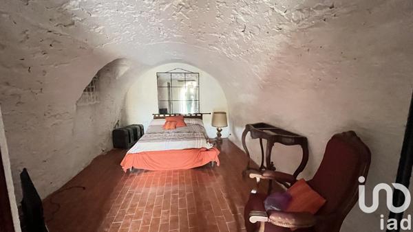 Maison 9 pièces de 180 m² à La Colle-sur-Loup (06480)