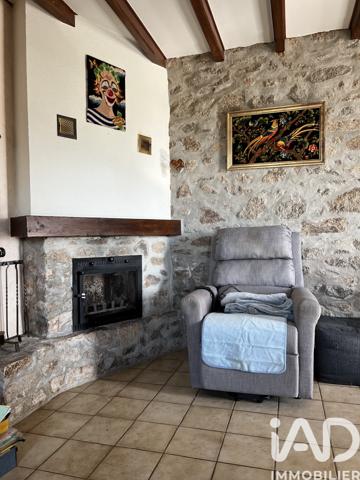 Maison à vendre 12 pièces 277 m² Cerizay