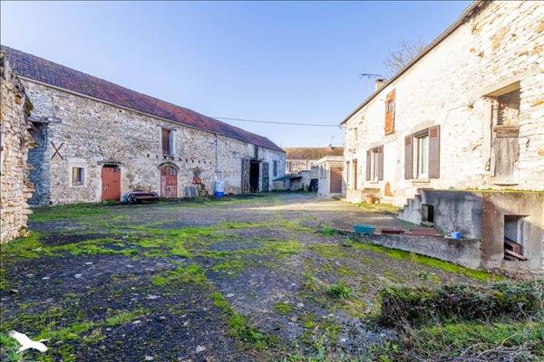 Maison à vendre |  Breuil-Bois-Robert |  10 pièces | 400 m²