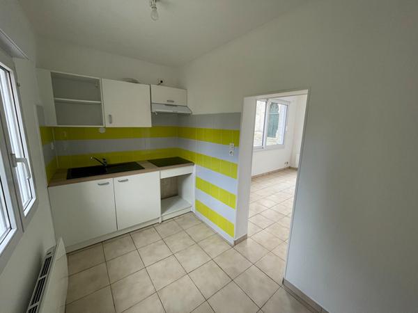 A LOUER TIERCE Appt T2 au RDC de 39 m2