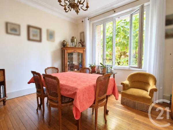 Maison à vendre  9 pièces - 178,23 m 2   LA TRONCHE  - 38