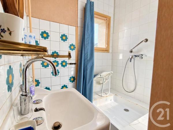 Maison à vendre  9 pièces - 178,23 m 2   LA TRONCHE  - 38