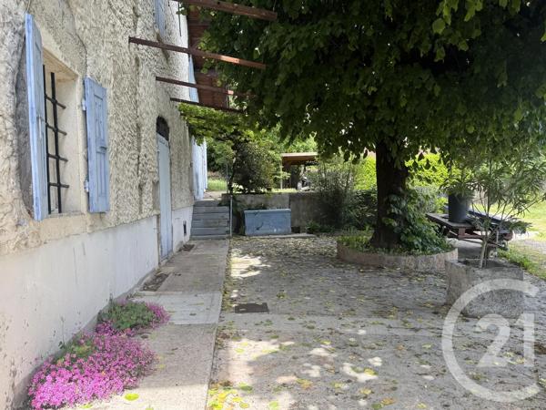 Maison à vendre  9 pièces - 178,23 m 2   LA TRONCHE  - 38