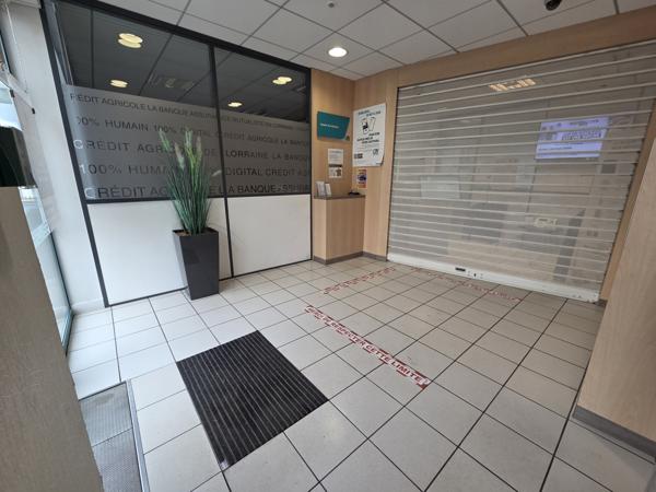 Metzervisse (57940) Immeuble de rapport local professionnel et un appartement F5