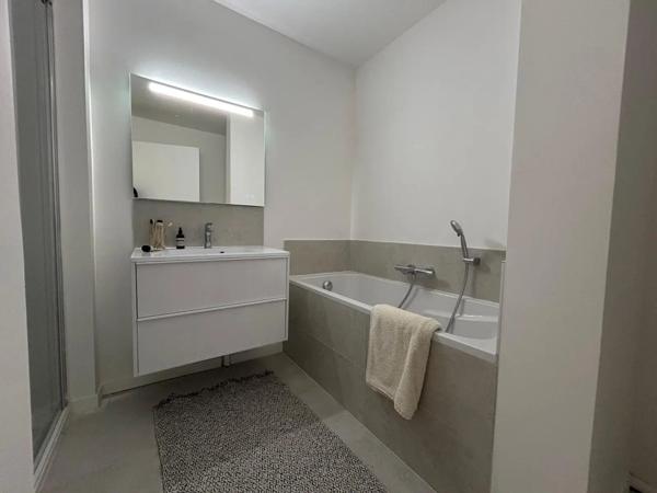 Appartement à vendre 3 pièces 76.99m²