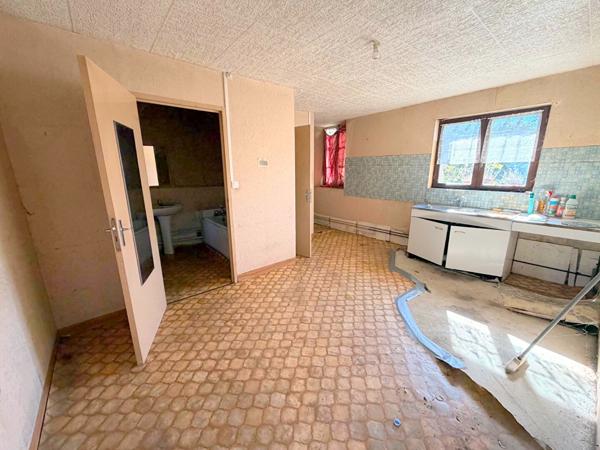Maison CHAUMONT EN VEXIN 1791 M² TERRAIN