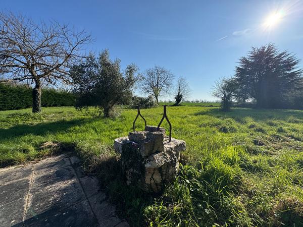 Charmante longère entièrement rénovée à Rouillé