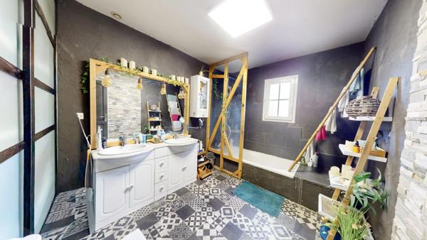 Vente Maison 8 pièces 195 m2 à Champhol