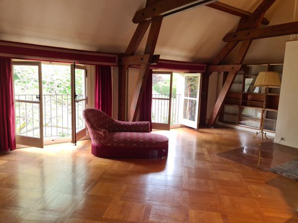 Marcoussis (91460) Demeure de prestige à rénover - 341 m² - 13 pièces / 6 chambres - 1 Lot à bâtir possible - Centre-ville