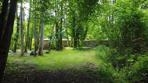 Marcoussis (91460) Demeure de prestige à rénover - 341 m² - 13 pièces / 6 chambres - 1 Lot à bâtir possible - Centre-ville