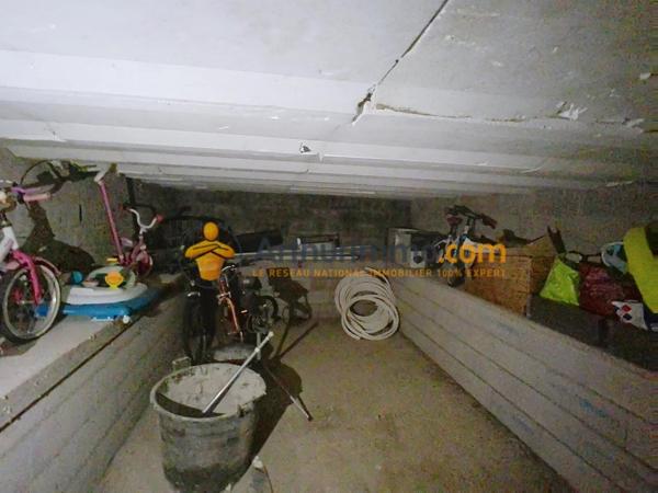 Vente                                                      Villa
                        
                     9 pièces                      190 m2                     à Perpignan