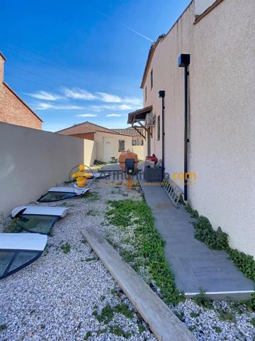 Vente                                                      Villa
                        
                     9 pièces                      190 m2                     à Perpignan