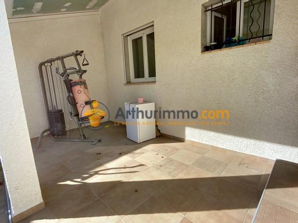 Vente                                                      Villa
                        
                     9 pièces                      190 m2                     à Perpignan