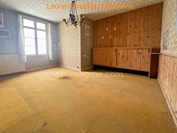MAISON INDIVIDUELLE D'ENVIRON 171 M² – COMMODITÉS DE PLAIN-PIED – POTENTIEL DE 4 À 5 CHAMBRES – JARDIN