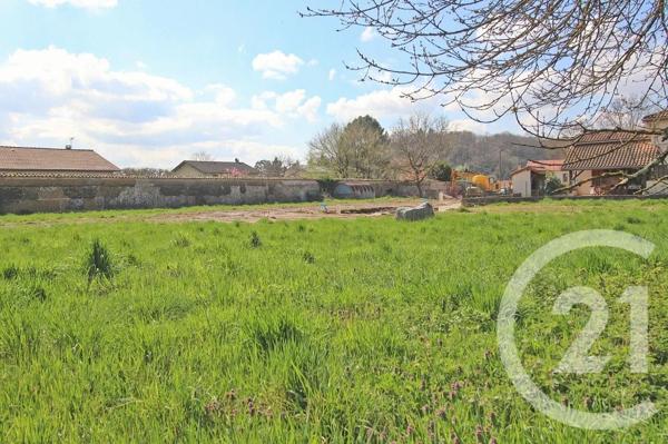 Terrain à vendre  822 m 2   DECINES CHARPIEU  - 69