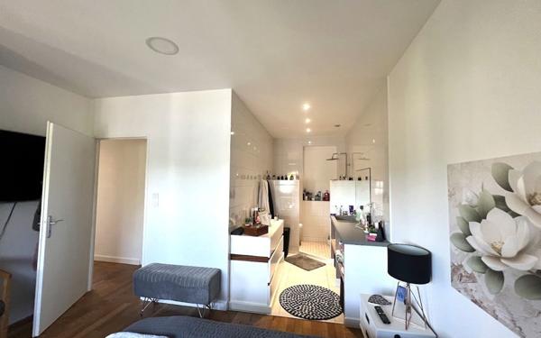 Appartement à vendre    4 pièces • 102 m2 Châtillon