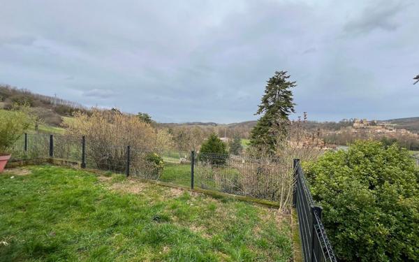 Appartement à vendre    4 pièces • 102 m2 Châtillon